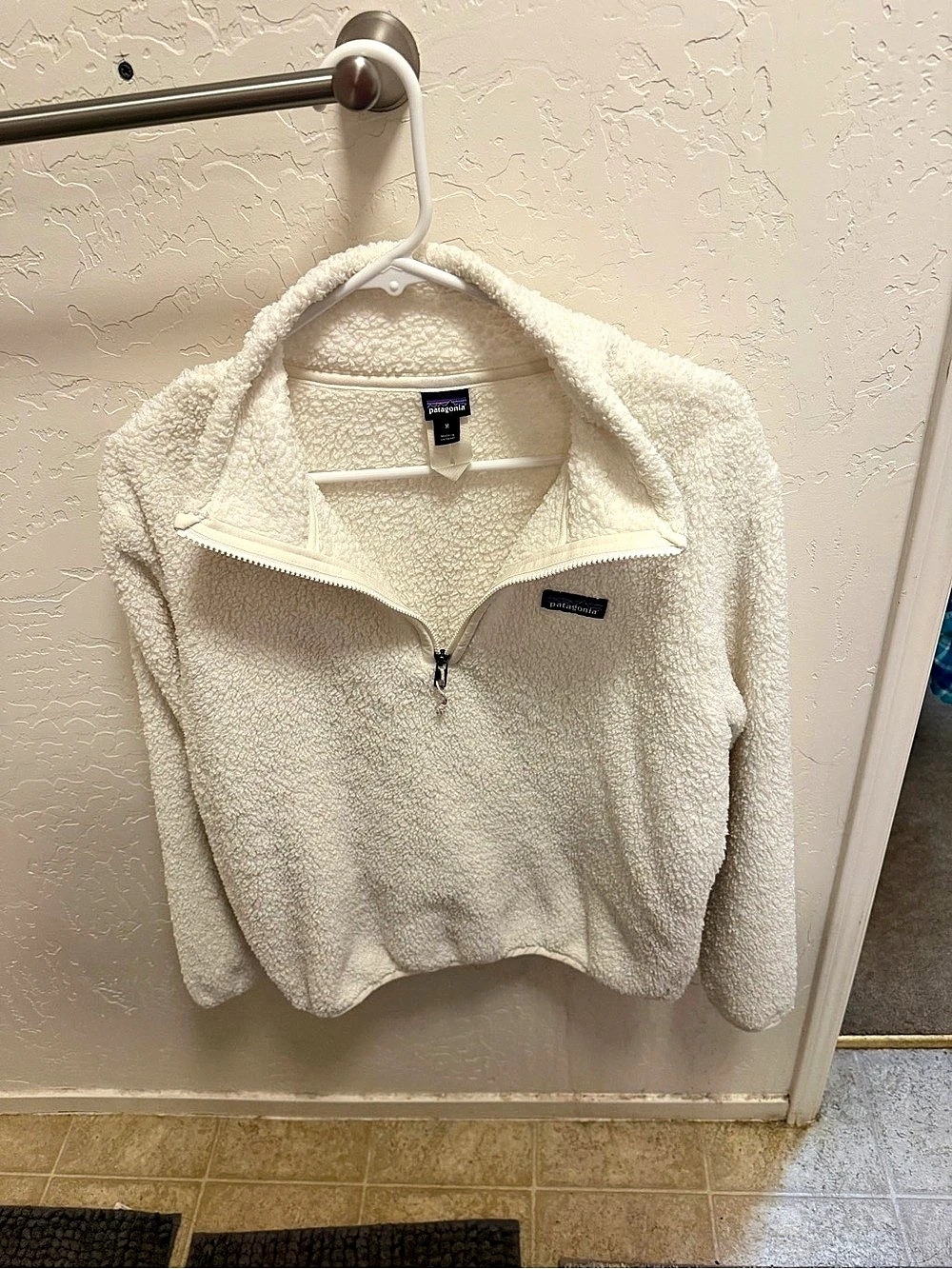 Patagonia Women's Los Gatos 1/4-Zip Fleece Pullover White Medium